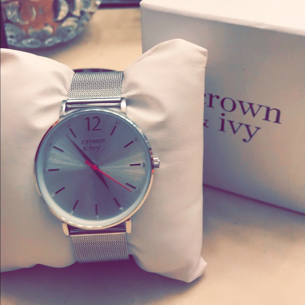 Crown & Ivy BNIB silver watch